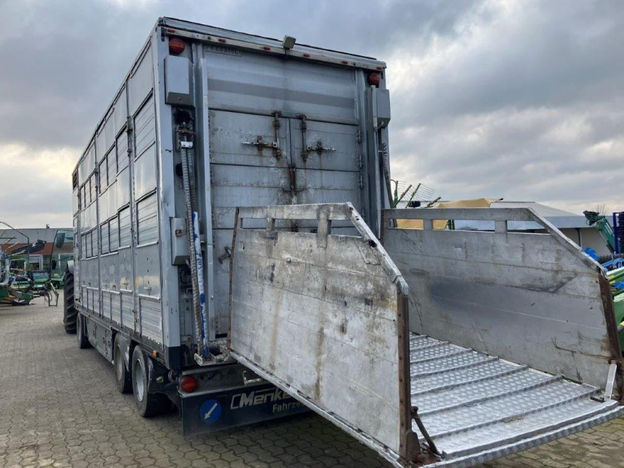 Pezzaioli 3-Stock - Сельскохозяйственный прицеп: фото 5 Pezzaioli 3-Stock - Сельскохозяйственный прицеп: фото 5