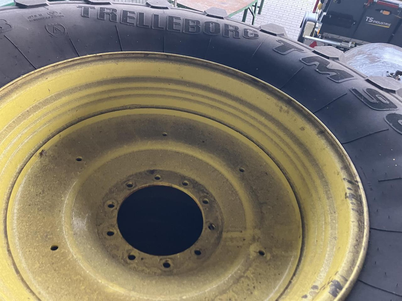 Trelleborg 650/85R38 - Шина для Сельскохозяйственной техники: фото 2 Trelleborg 650/85R38 - Шина для Сельскохозяйственной техники: фото 2