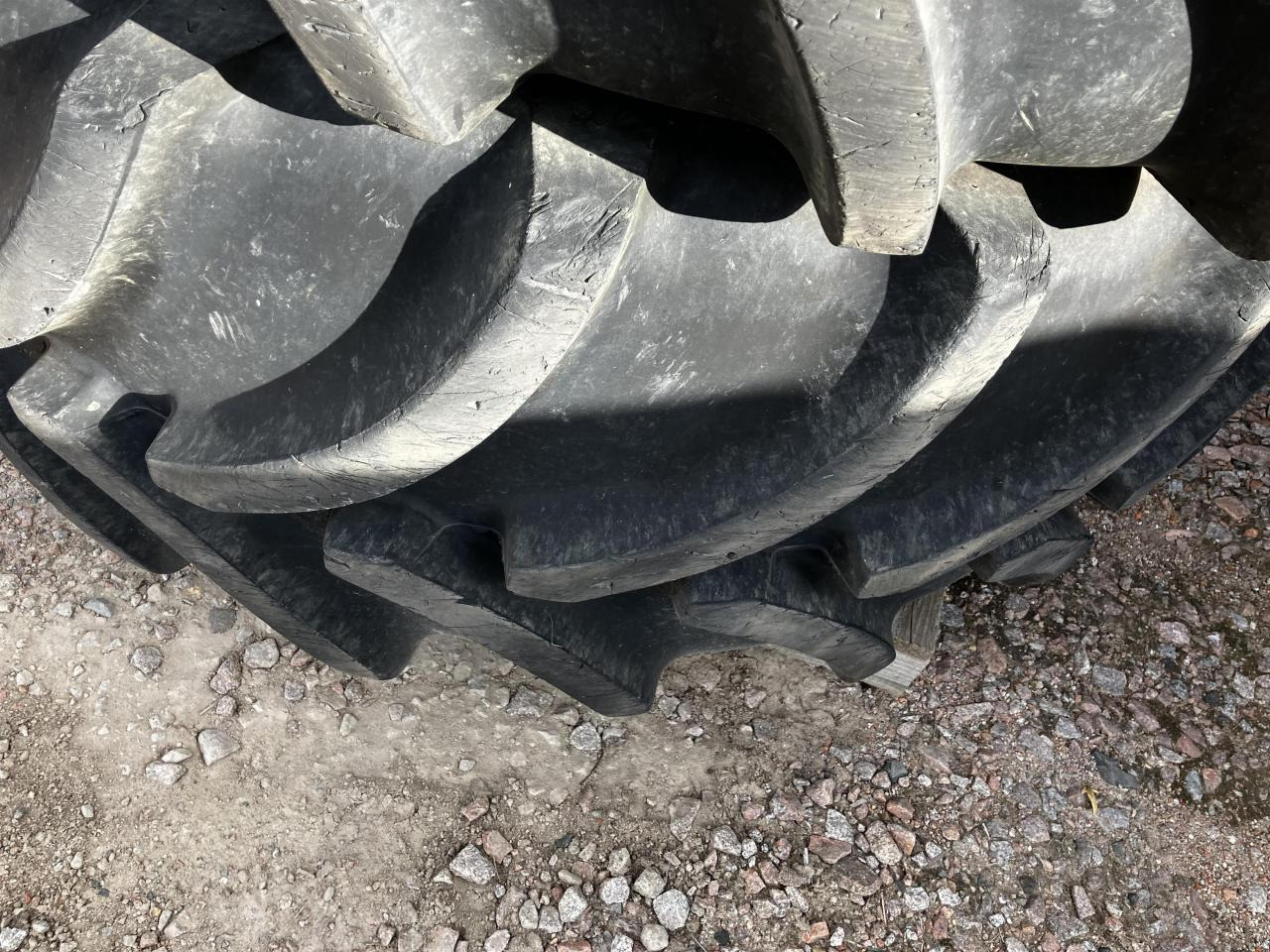 Vredestein 600/70R30 - Шина для Сельскохозяйственной техники: фото 2 Vredestein 600/70R30 - Шина для Сельскохозяйственной техники: фото 2