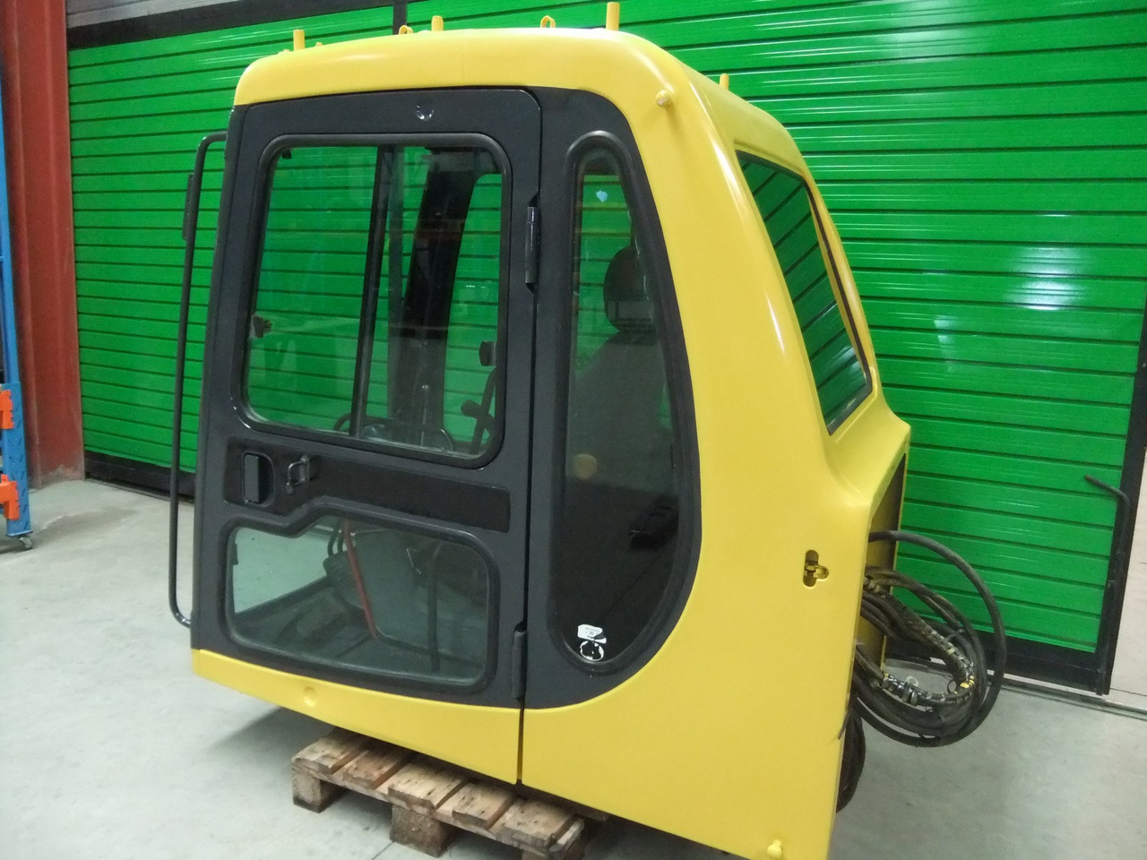 Кабина для Строительной техники Cab  EROPS KOMATSU PC340-6: фото 7