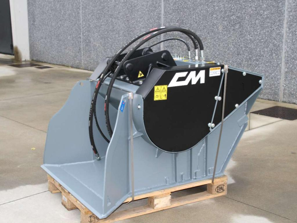 CM Crusher CBF-L 120 Crusher Bucket - Ковш для Мини-погрузчиков с бортовым поворотом: фото 3 CM Crusher CBF-L 120 Crusher Bucket - Ковш для Мини-погрузчиков с бортовым поворотом: фото 3