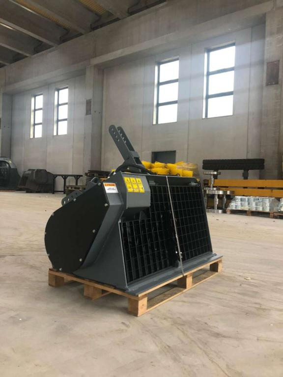 CM Crusher MIX 300 Mixing Bucket - Ковш для Тракторов: фото 1 CM Crusher MIX 300 Mixing Bucket - Ковш для Тракторов: фото 1