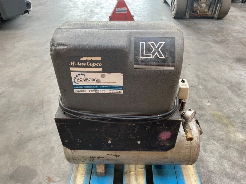 Atlas-Copco LXS 111 1.1 kW 10 bar 125 L / min zuigercompressor met 50 liter ketel - Воздушный компрессор: фото 1 Atlas-Copco LXS 111 1.1 kW 10 bar 125 L / min zuigercompressor met 50 liter ketel - Воздушный компрессор: фото 1