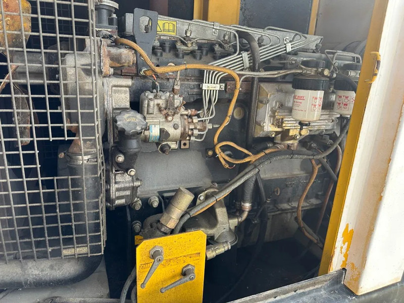 Электрогенератор Atlas-Copco QAS 130 Perkins Mecc Alte Spa 130 kVA Silent generatorset: фото 14
