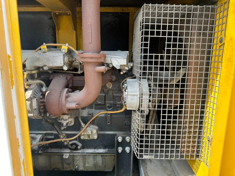 Электрогенератор Atlas-Copco QAS 130 Perkins Mecc Alte Spa 130 kVA Silent generatorset: фото 9