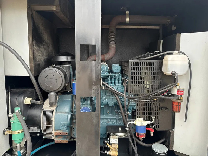 Europower EPUS44TDE Kubota Leroy Somer 44 kVA Supersilent Rental generatorset 2018 ! - Электрогенератор: фото 3 Europower EPUS44TDE Kubota Leroy Somer 44 kVA Supersilent Rental generatorset 2018 ! - Электрогенератор: фото 3