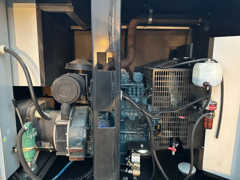 Europower EPUS44TDE Kubota Leroy Somer 44 kVA Supersilent Rental generatorset - Электрогенератор: фото 5 Europower EPUS44TDE Kubota Leroy Somer 44 kVA Supersilent Rental generatorset - Электрогенератор: фото 5