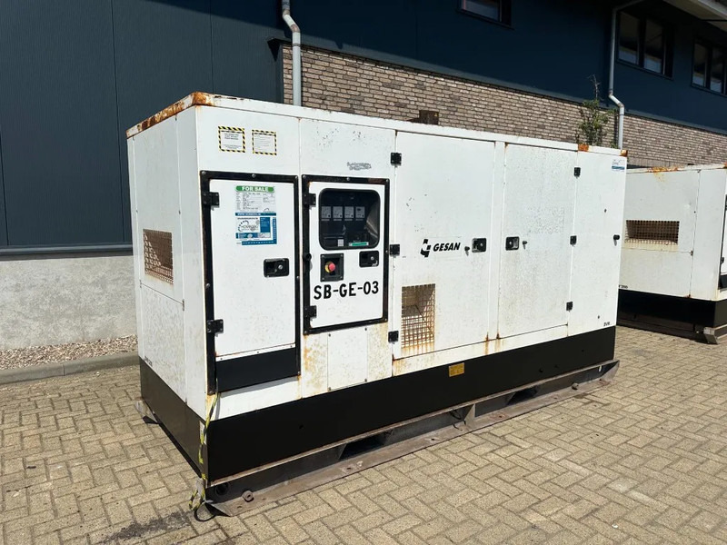 GESAN DVR 250 Volvo Leroy Somer 275 kVA Silent Rental generatorset - Электрогенератор: фото 4 GESAN DVR 250 Volvo Leroy Somer 275 kVA Silent Rental generatorset - Электрогенератор: фото 4