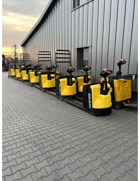 Hyster P2.0S FBW 2 ton Pallettruck Meerijder Elektra Palletwagen - Тележка: фото 2 Hyster P2.0S FBW 2 ton Pallettruck Meerijder Elektra Palletwagen - Тележка: фото 2
