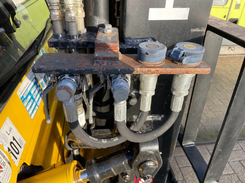 Газовый погрузчик Hyundai 30L-7A 3 ton Triplex Sideshift Positioner LPG Heftruck: фото 13 Газовый погрузчик Hyundai 30L-7A 3 ton Triplex Sideshift Positioner LPG Heftruck: фото 13