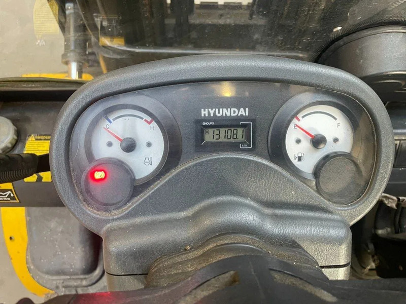 Hyundai 30L-7A 3 ton Triplex Sideshift Positioner LPG Heftruck - Газовый погрузчик: фото 4 Hyundai 30L-7A 3 ton Triplex Sideshift Positioner LPG Heftruck - Газовый погрузчик: фото 4