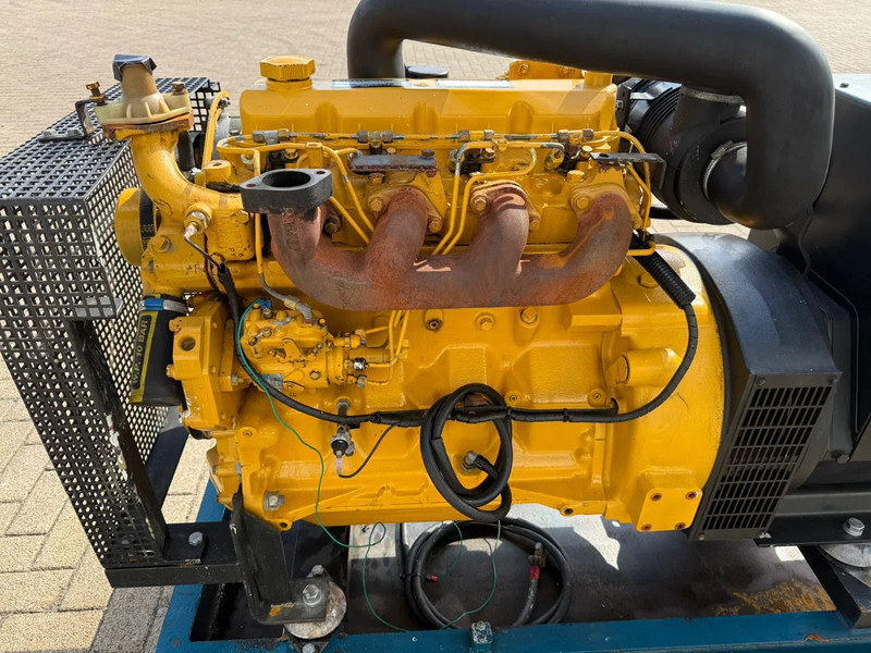John Deere 4039 DF 008 Stamford 42.5 kVA generatorset - Электрогенератор: фото 4 John Deere 4039 DF 008 Stamford 42.5 kVA generatorset - Электрогенератор: фото 4