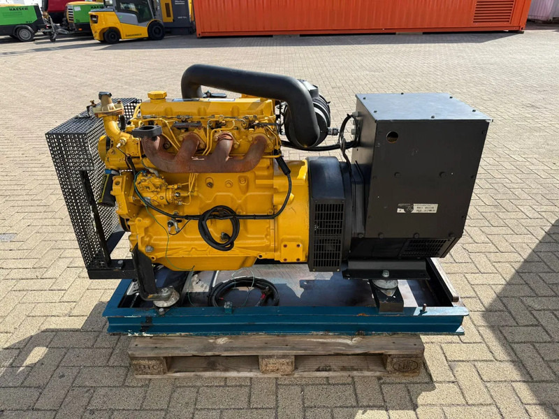 John Deere 4039 DF 008 Stamford 42.5 kVA generatorset - Электрогенератор: фото 2 John Deere 4039 DF 008 Stamford 42.5 kVA generatorset - Электрогенератор: фото 2
