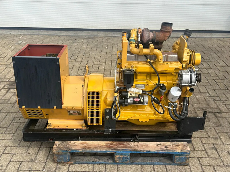 John Deere 4039 TF Stamford 75 kVA generatorset - Электрогенератор: фото 1 John Deere 4039 TF Stamford 75 kVA generatorset - Электрогенератор: фото 1