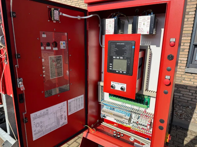 John Deere 6068 HF 120 Armstrong 452 m3 / h Diesel Waterpomp brandschade - Насос для воды: фото 5 John Deere 6068 HF 120 Armstrong 452 m3 / h Diesel Waterpomp brandschade - Насос для воды: фото 5