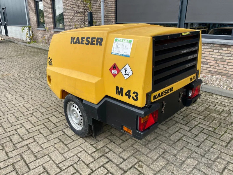 Kaeser M43 Kubota 4,2 m3 / min 7 Bar 30 kW Mobiele Silent Diesel Compressor - Воздушный компрессор: фото 2 Kaeser M43 Kubota 4,2 m3 / min 7 Bar 30 kW Mobiele Silent Diesel Compressor - Воздушный компрессор: фото 2