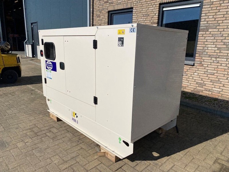 Perkins 1104A-44T FG Wilson 88 kVA Supersilent generatorset New ! - Электрогенератор: фото 3 Perkins 1104A-44T FG Wilson 88 kVA Supersilent generatorset New ! - Электрогенератор: фото 3