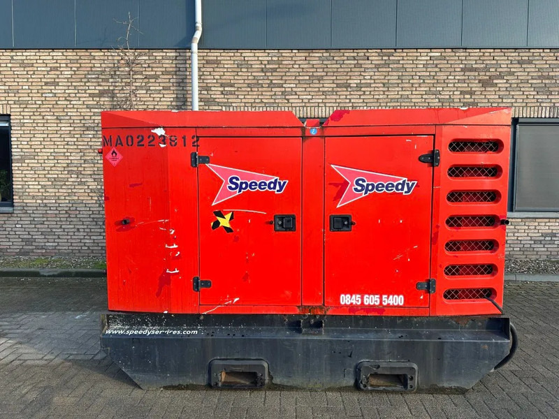 SDMO R110 C3 John Deere Leroy Somer 110 kVA Silent Rental generatorset Stage 3A - Электрогенератор: фото 1 SDMO R110 C3 John Deere Leroy Somer 110 kVA Silent Rental generatorset Stage 3A - Электрогенератор: фото 1