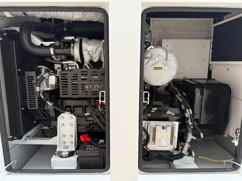 Yanmar Stage 5 Yanmar 45 kVA Silent Rental generatorset - Электрогенератор: фото 4 Yanmar Stage 5 Yanmar 45 kVA Silent Rental generatorset - Электрогенератор: фото 4