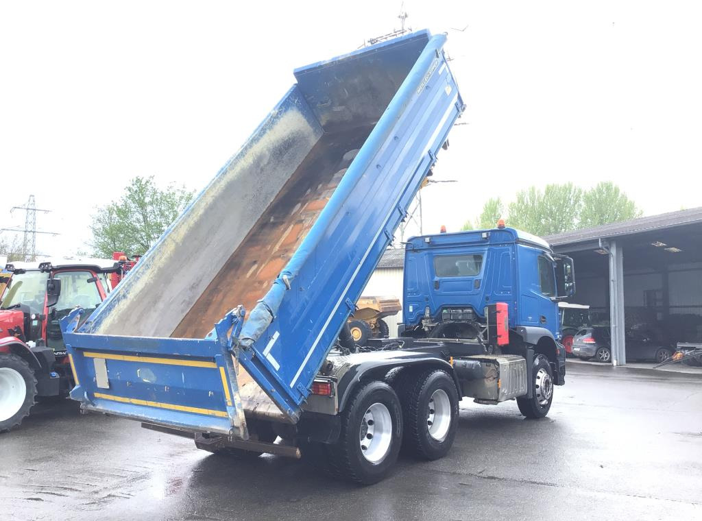 Самосвал Mercedes Benz Arocs 2643 6×4 Euro 6: фото 6 Самосвал Mercedes Benz Arocs 2643 6×4 Euro 6: фото 6