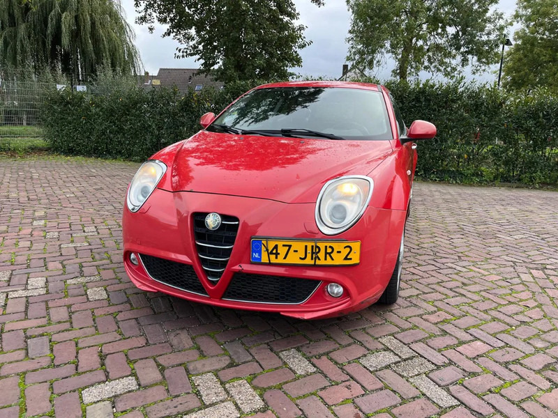 Alfa Romeo MiTo 1.4 T - Хэтчбек: фото 2 Alfa Romeo MiTo 1.4 T - Хэтчбек: фото 2