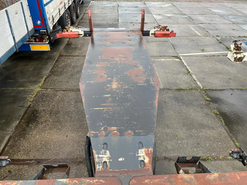 D-Tec FT-43-03V - Полуприцеп-контейнеровоз/ Сменный кузов: фото 4 D-Tec FT-43-03V - Полуприцеп-контейнеровоз/ Сменный кузов: фото 4