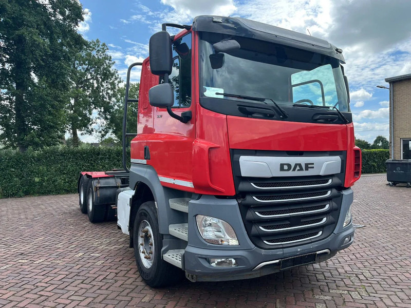 DAF CF 530 FAT intarder - Грузовик с закрытым кузовом: фото 4 DAF CF 530 FAT intarder - Грузовик с закрытым кузовом: фото 4