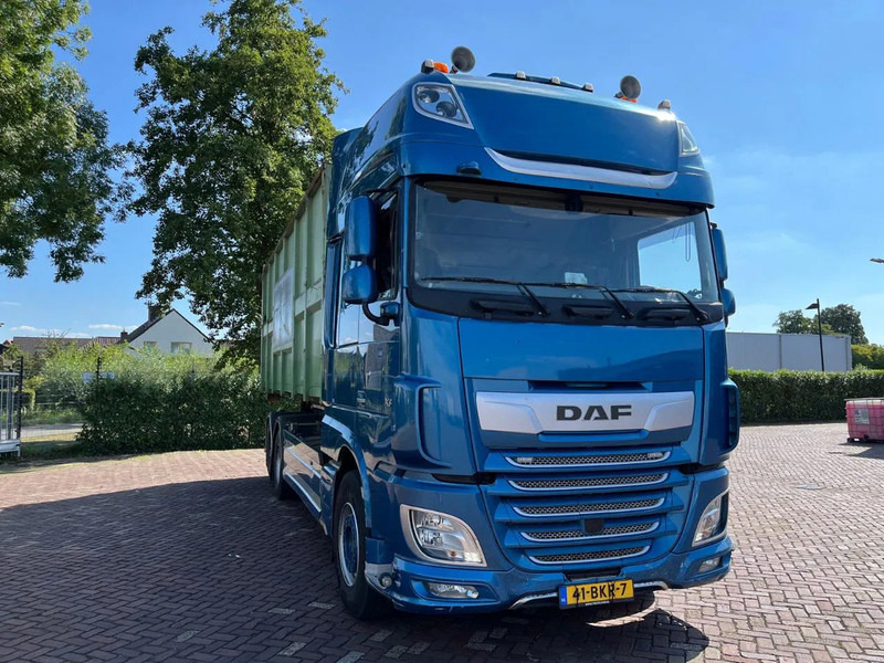 DAF XF 530 FAS - Грузовик-контейнеровоз/ Сменный кузов: фото 2 DAF XF 530 FAS - Грузовик-контейнеровоз/ Сменный кузов: фото 2