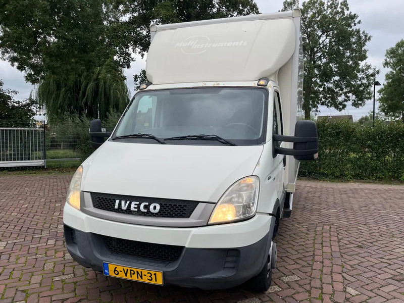 Iveco Daily 40 C14 - Фургон с закрытым кузовом: фото 2 Iveco Daily 40 C14 - Фургон с закрытым кузовом: фото 2