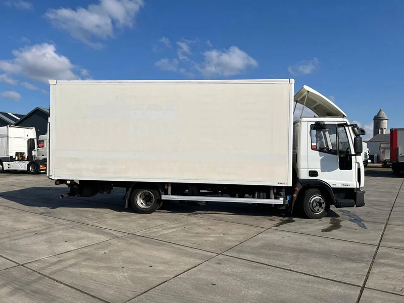 Iveco EuroCargo 75 E21 MANUAL - Грузовик с закрытым кузовом: фото 5 Iveco EuroCargo 75 E21 MANUAL - Грузовик с закрытым кузовом: фото 5