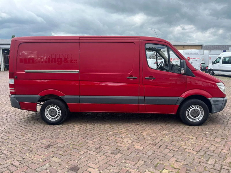 Mercedes-Benz Sprinter 313 L2H1 - Цельнометаллический фургон: фото 4 Mercedes-Benz Sprinter 313 L2H1 - Цельнометаллический фургон: фото 4