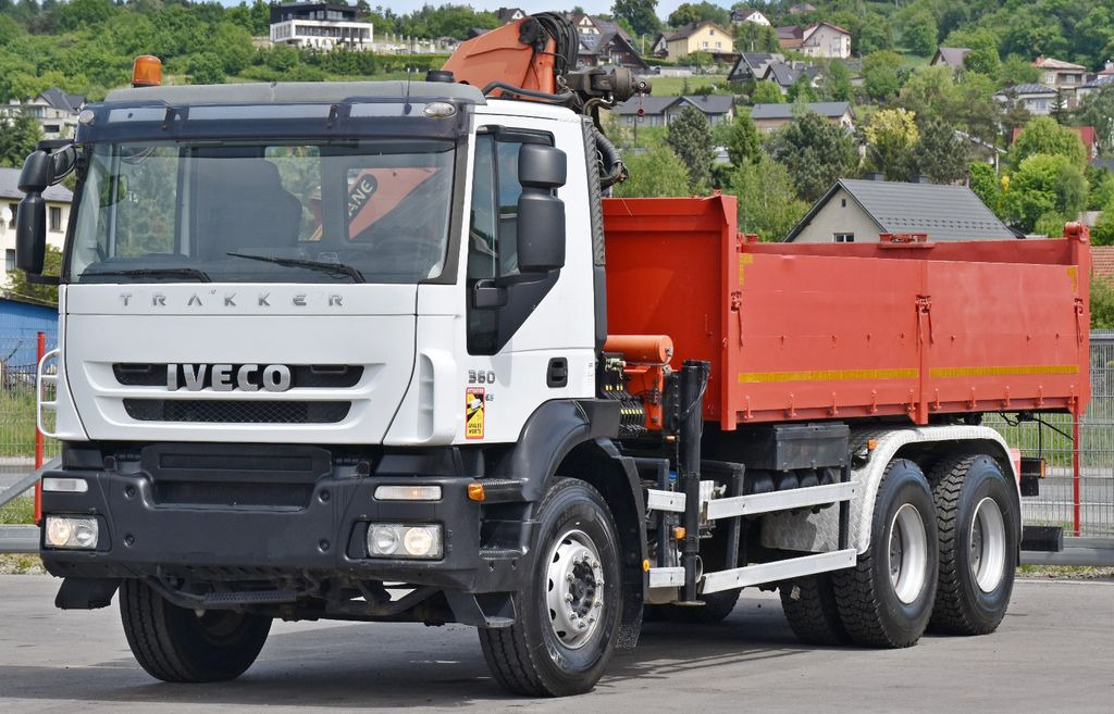 Iveco TRAKKER 360 * Kipper 5,60m* KRAN /FUNK * 6x4 Iveco TRAKKER 360 * Kipper 5,60m* KRAN /FUNK * 6x4 - Автоманипулятор, Самосвал: фото 4 Iveco TRAKKER 360 * Kipper 5,60m* KRAN /FUNK * 6x4 Iveco TRAKKER 360 * Kipper 5,60m* KRAN /FUNK * 6x4 - Автоманипулятор, Самосвал: фото 4