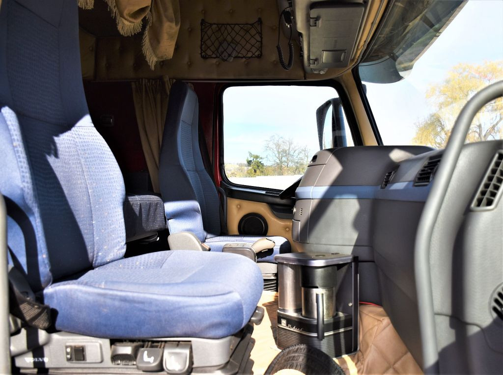 Автоманипулятор, Самосвал Volvo FH 480 Kipper 6,20m + HMF 1823 K3 + FUNK: фото 11