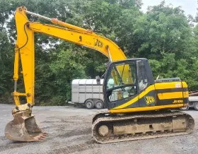 JCB JS 130 - Гусеничный экскаватор: фото 1 JCB JS 130 - Гусеничный экскаватор: фото 1