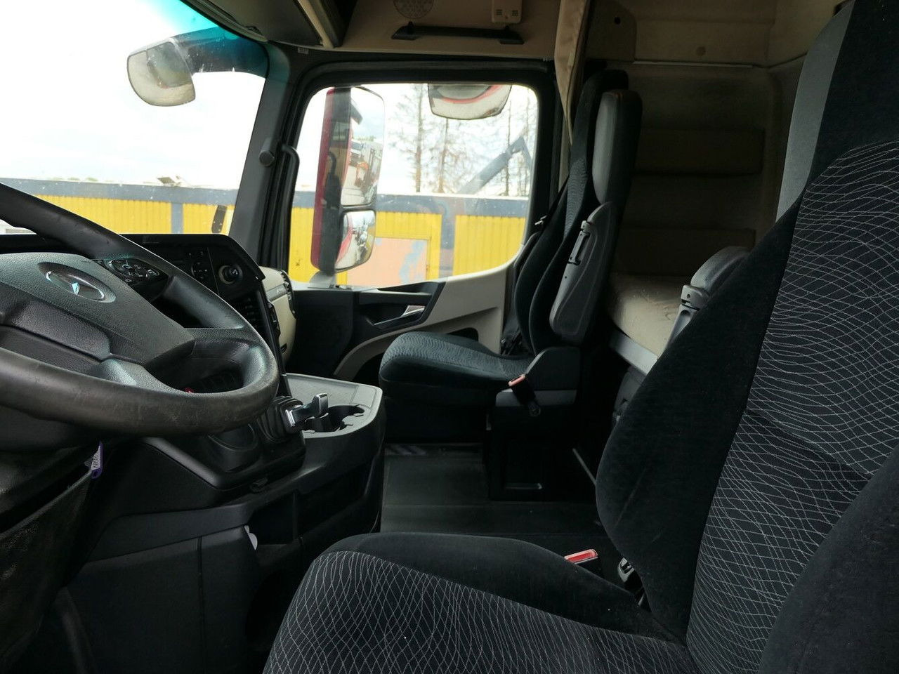 Тягач Mercedes-Benz Actros 1845: фото 11
