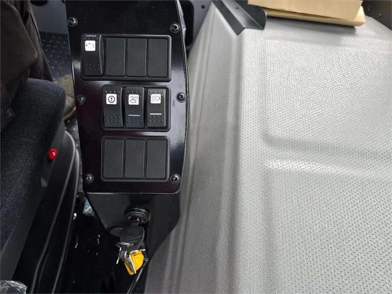 Терминальный тягач Mafi R336 4x4: фото 16