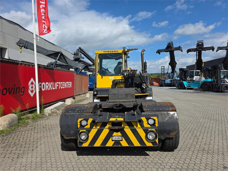 Terberg RT282 4x4 - Терминальный тягач: фото 5 Terberg RT282 4x4 - Терминальный тягач: фото 5