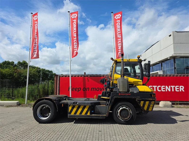 Terberg RT282 4x4 - Терминальный тягач: фото 3 Terberg RT282 4x4 - Терминальный тягач: фото 3