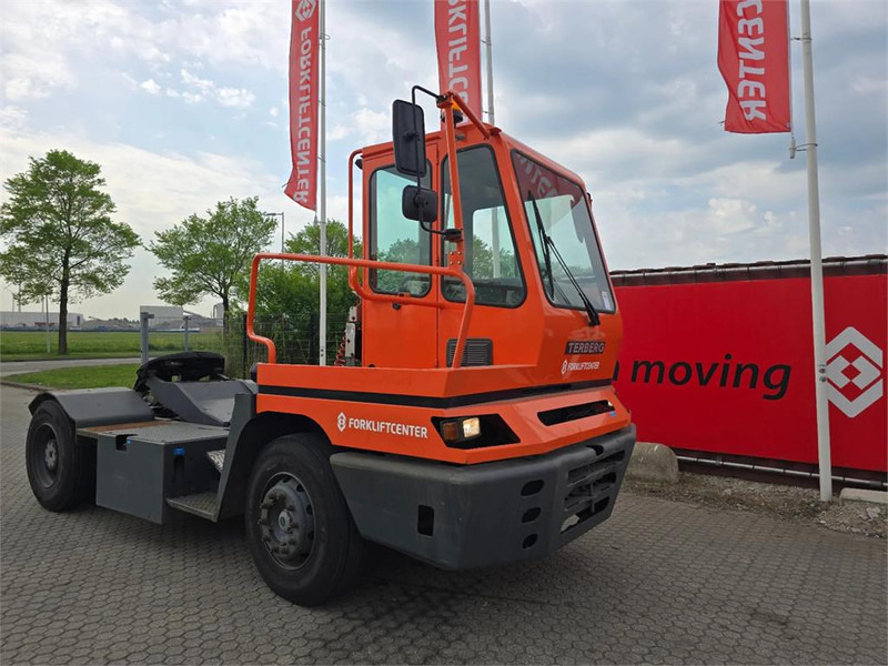 Terberg YT182 - Терминальный тягач: фото 1 Terberg YT182 - Терминальный тягач: фото 1