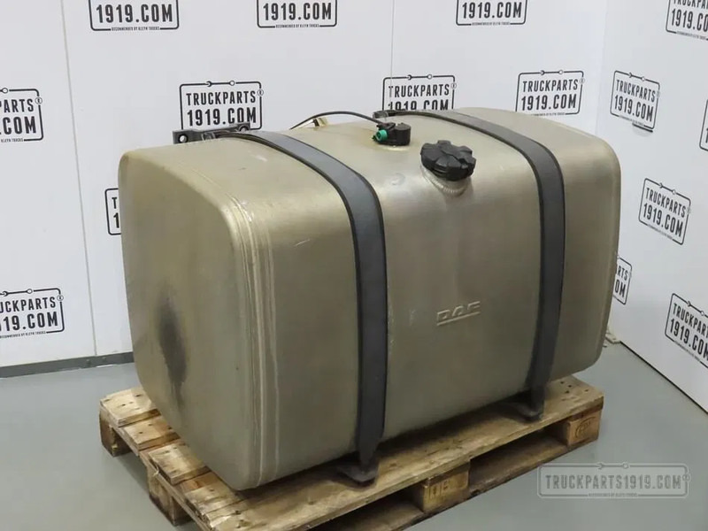 DAF 1949909 Brandstoftank + steunen 495L - Топливный бак для Грузовиков: фото 1 DAF 1949909 Brandstoftank + steunen 495L - Топливный бак для Грузовиков: фото 1