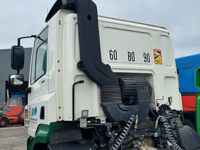 DAF CF Euro6 Cabine Compleet - Кабина и интерьер для Грузовиков: фото 5 DAF CF Euro6 Cabine Compleet - Кабина и интерьер для Грузовиков: фото 5