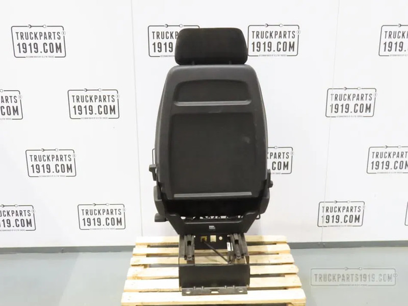 Scania 2126189 Bijrijdersstoel Scania - Сиденье для Грузовиков: фото 3 Scania 2126189 Bijrijdersstoel Scania - Сиденье для Грузовиков: фото 3