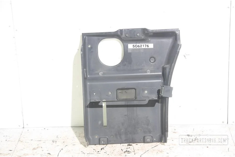 Scania R Body & Chassis Parts Instapframe Li. Scania - Боковая подножка для Грузовиков: фото 1 Scania R Body & Chassis Parts Instapframe Li. Scania - Боковая подножка для Грузовиков: фото 1