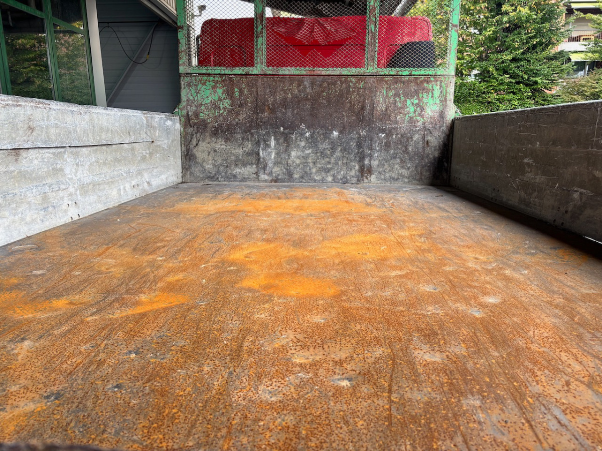 Самосвал RENAULT Kerax 420DCI 4x4: фото 13 Самосвал RENAULT Kerax 420DCI 4x4: фото 13