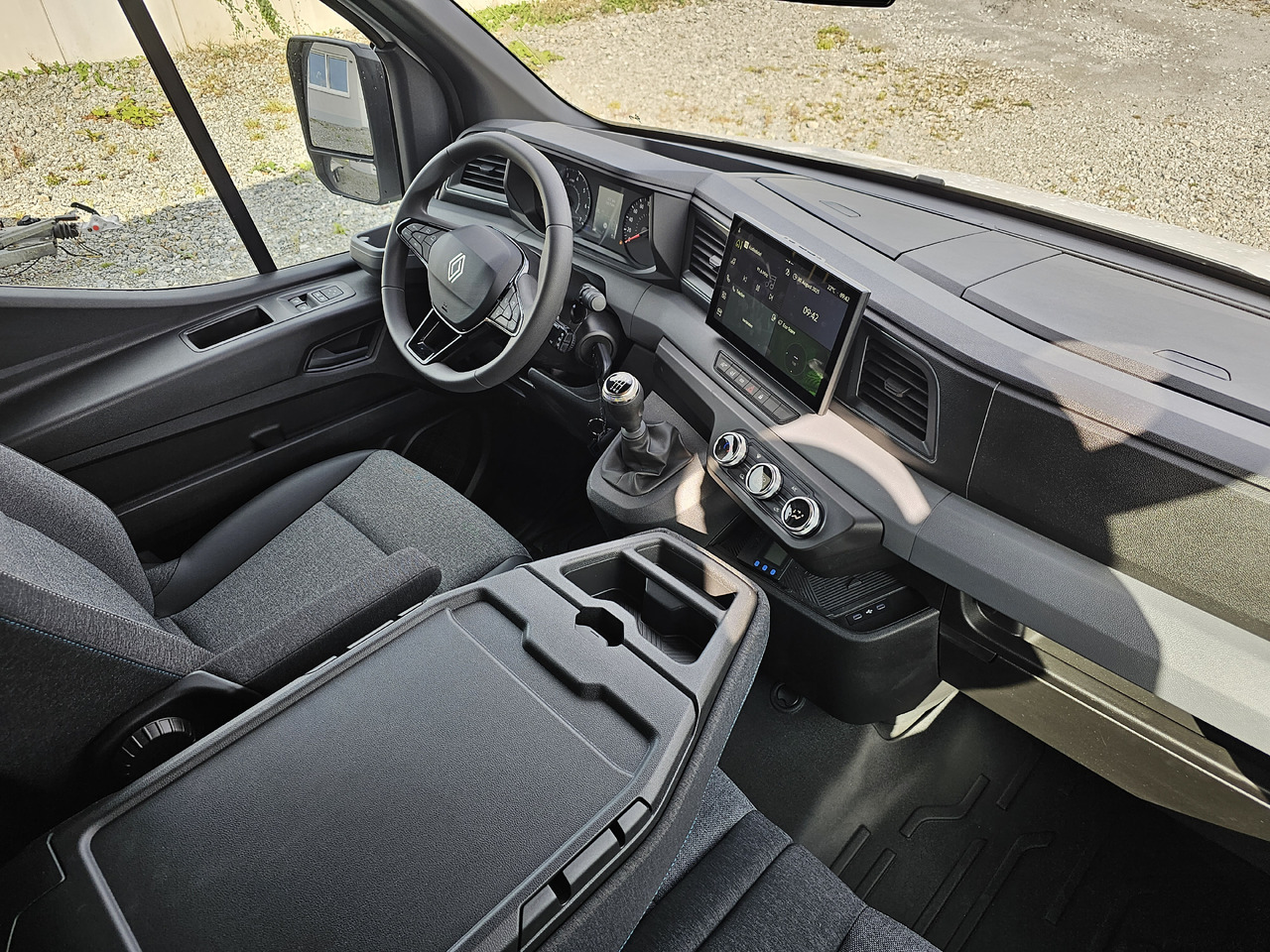 Renault Master 170 Leichtbaukoffer - Фургон с закрытым кузовом: фото 4 Renault Master 170 Leichtbaukoffer - Фургон с закрытым кузовом: фото 4