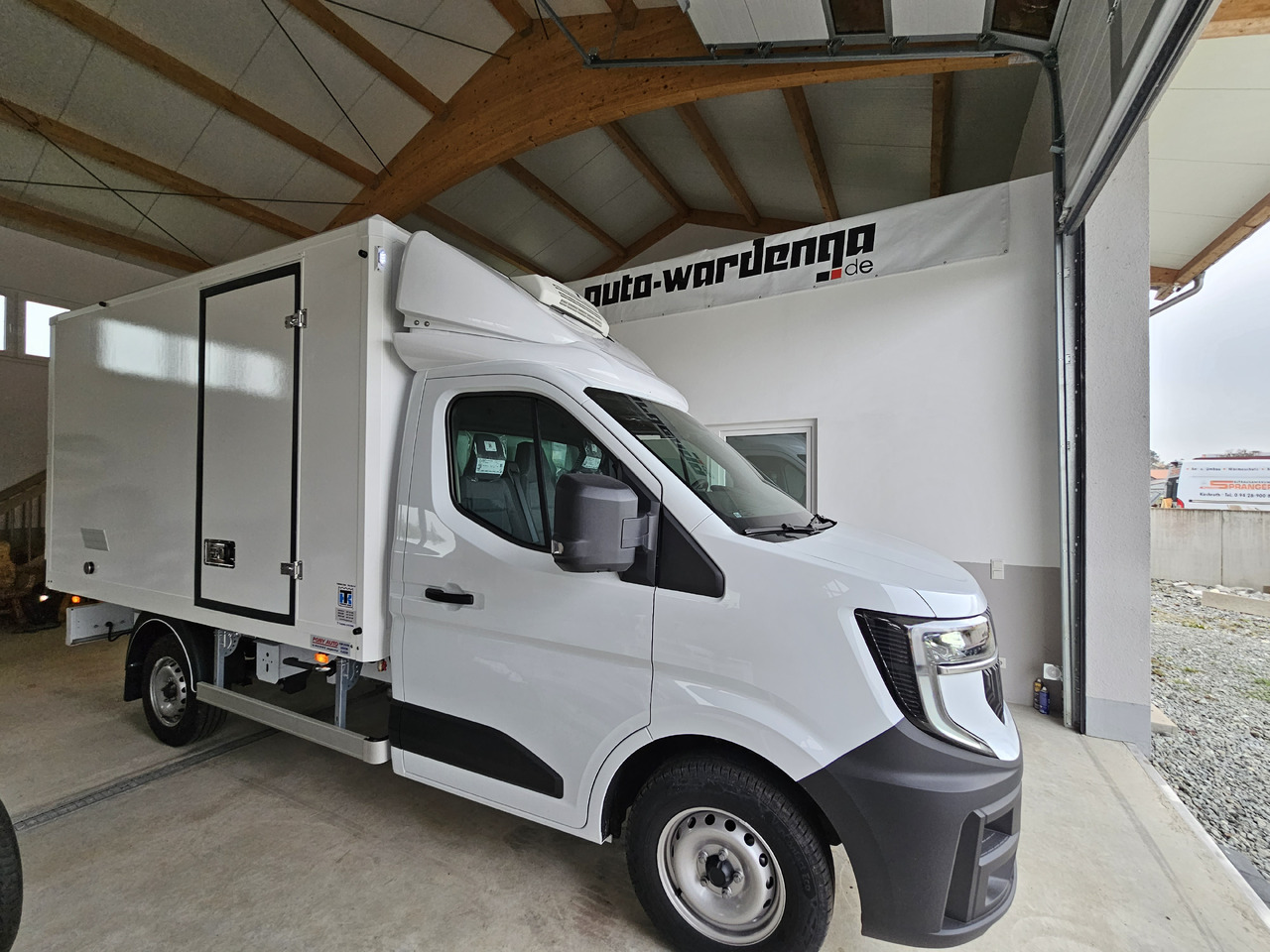 Renault Master 170 Tiefkühlkoffer -18°C 220V - Фургон-рефрижератор: фото 2 Renault Master 170 Tiefkühlkoffer -18°C 220V - Фургон-рефрижератор: фото 2