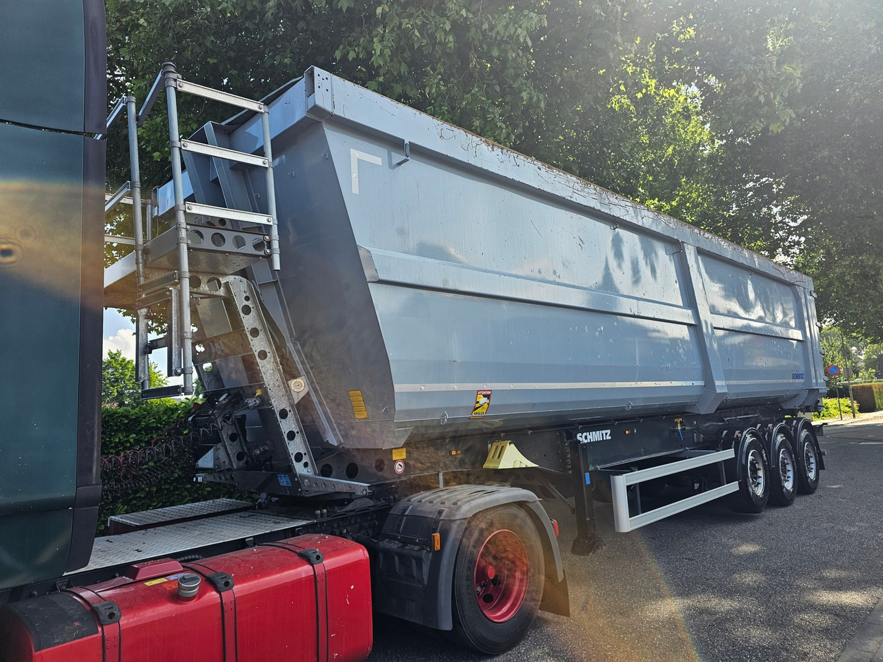Самосвальный полуприцеп Schmitz SGF-S3 Scraptipper 55 M3: фото 5