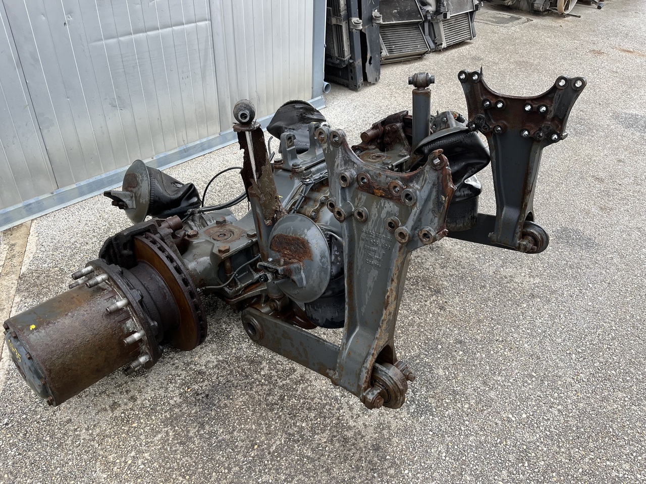 REAR AXLE WITH DIFFERENTIAL GEAR ,RATIO 29:24 - Дифференциал для Грузовиков: фото 3 REAR AXLE WITH DIFFERENTIAL GEAR ,RATIO 29:24 - Дифференциал для Грузовиков: фото 3