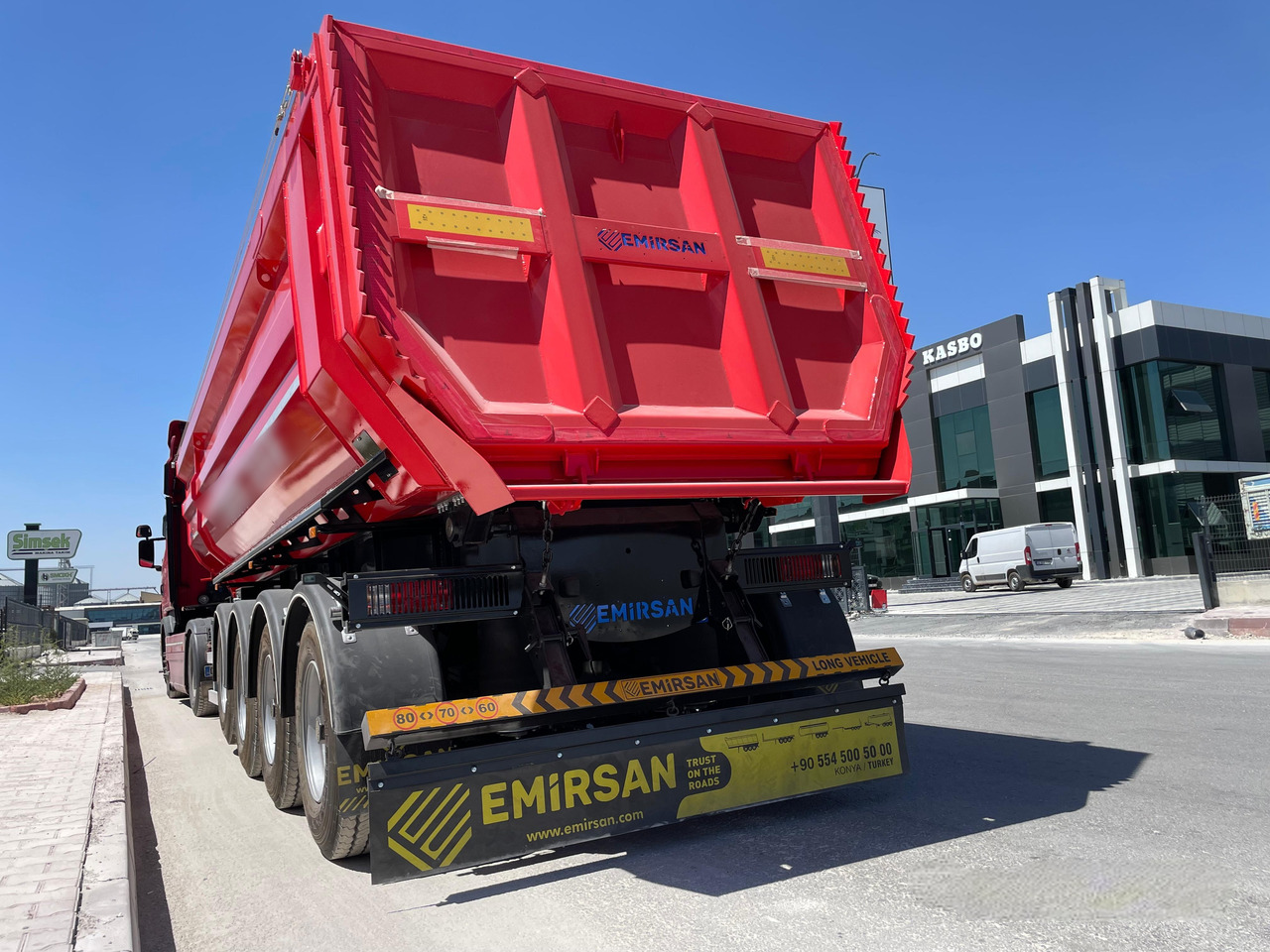 EMIRSAN SELF-STEERING, 4 AXLE U TYPE TIPPER - Самосвальный полуприцеп: фото 2 EMIRSAN SELF-STEERING, 4 AXLE U TYPE TIPPER - Самосвальный полуприцеп: фото 2