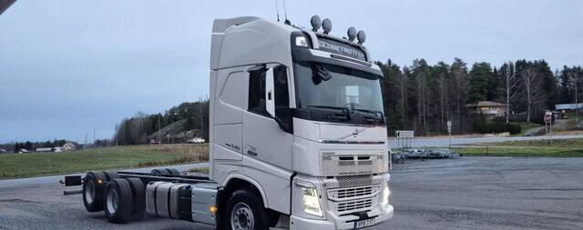 Volvo FH540 6X4 Globe XL - Грузовик-шасси: фото 2 Volvo FH540 6X4 Globe XL - Грузовик-шасси: фото 2